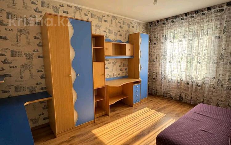 4-бөлмелі пәтер · 74 м² · 2/6 қабат, Момышулы 60, бағасы: 27 млн ₸ в Кокшетау — фото 2
