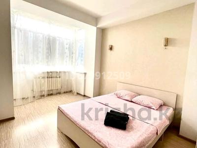 3-комнатная квартира · 100 м² · 4/12 этаж, мкр 11, Локомативная 7 — Аз Наурыз за 20 000 ₸ в Актобе