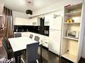 3-бөлмелі пәтер · 130 м² · 12/13 қабат, Толе би 273а, бағасы: 68 млн ₸ в Алматы, Алмалинский р-н — фото 2