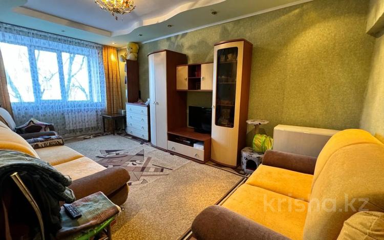 2-комнатная квартира, 41 м², 2/9 этаж, Металлургов за 9 млн 〒 в Темиртау — фото 2
