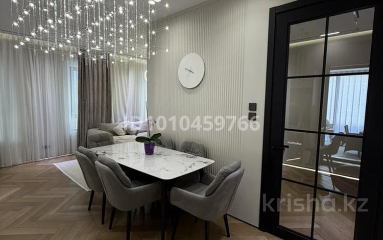5-бөлмелі пәтер · 195 м² · 1/3 қабат, мкр Нур Алатау, Какимбека Салыкова, бағасы: 205 млн ₸ в Алматы, Бостандыкский р-н — фото 2