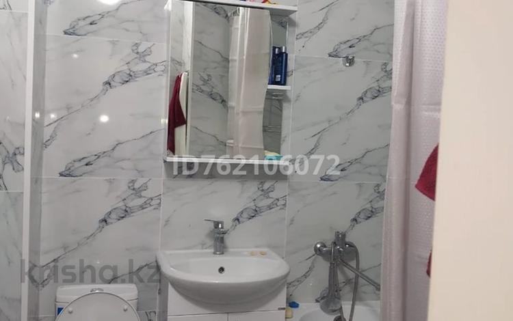 1-бөлмелі пәтер · 40 м² · 9/9 қабат, мкр Аксай-4 39, бағасы: 200 000 ₸ в Алматы, Ауэзовский р-н — фото 3