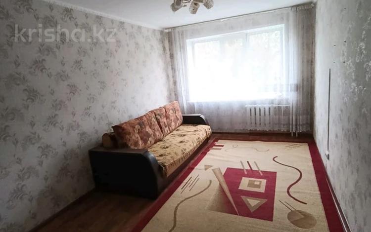 2-комнатная квартира · 53 м² · 3/5 этаж, 4мкр за 130 000 ₸ в Уральске — фото 2