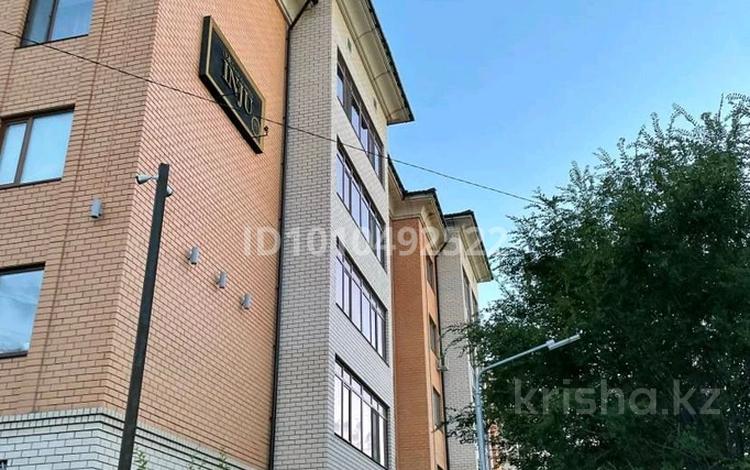 1-бөлмелі пәтер · 38.5 м² · 4/5 қабат, мкр Юго-Восток, Сатыбалдина 4/1, бағасы: 22 млн ₸ в Караганде, Казыбек би р-н — фото 2