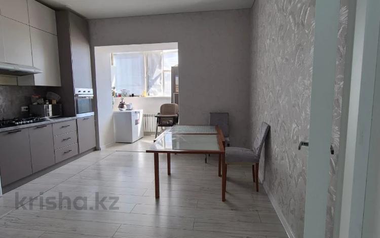 2-бөлмелі пәтер · 80 м² · 3/5 қабат, Алтын орда 46, бағасы: 28 млн ₸ в Актобе — фото 2
