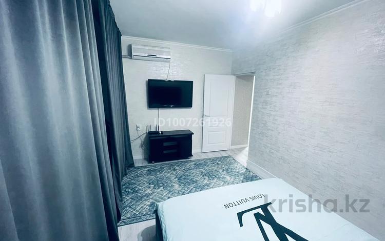 1-комнатная квартира · 42 м² · 6/9 этаж, Айбергенова 1г — Шымкент плаза за 12 000 ₸ в Аль-Фарабийский р-н — фото 2