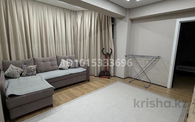 3-бөлмелі пәтер · 85 м² · 3/5 қабат, Абылай хана 2/5 — Рядом с СДУ университетом напротив магазина Алтын Тага, бағасы: 400 000 ₸ в Каскелене — фото 2