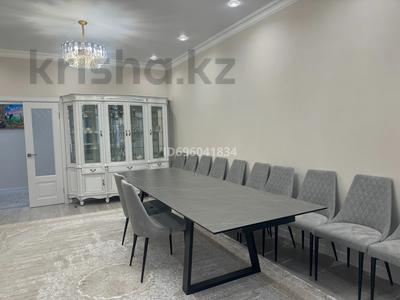 4-комнатная квартира · 130 м² · 2/11 этаж, Туркестан за 900 000 ₸ в Астане, Есильский р-н
