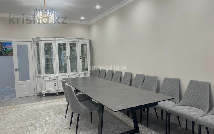 4-комнатная квартира · 130 м² · 2/11 этаж, Туркестан за 850 000 ₸ в Астане, Есильский р-н — фото 2