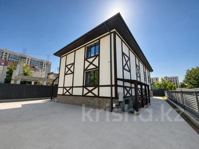 Свободное назначение, офисы, магазины и бутики, склады, салоны красоты, медцентры и аптеки, образование, развлечения, конференц-залы, кабинеты и рабочие места, студии · 500 м² за 6 млн ₸ в Алматы, Алмалинский р-н