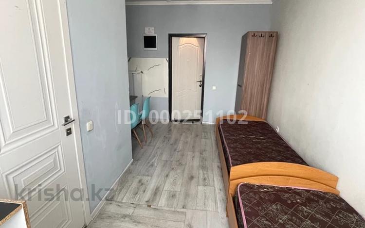 1-комнатная квартира · 18 м², Рыскулова 236 за 110 000 ₸ в Алматы, Алатауский р-н — фото 2