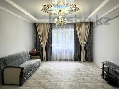 2-комнатная квартира, 70 м², 2/13 этаж посуточно, Майлина 54 за 19 000 〒 в Алматы, Турксибский р-н