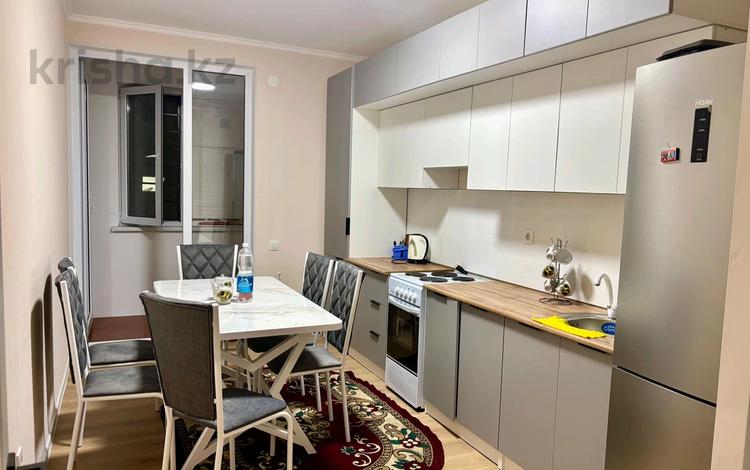 3-комнатная квартира · 80 м² · 6/16 этаж, Мустафы Шокая 229/10 за 200 000 ₸ в Шымкенте, Каратауский р-н — фото 12