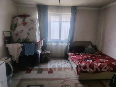Продажа домов и дачи в Алматинской обл.: Часть дома · 3 комнаты · 75 м² · 8 сот., Айтұмар 62 — Көше қиылысы бір үйден кейін за 11.5 млн 〒 Часть дома · 3 комнаты · 75 м² · 8 сот., Айтұмар 62 — Көше қиылысы бір үйден кейін за 11.5 млн 〒 в Узынагаш
