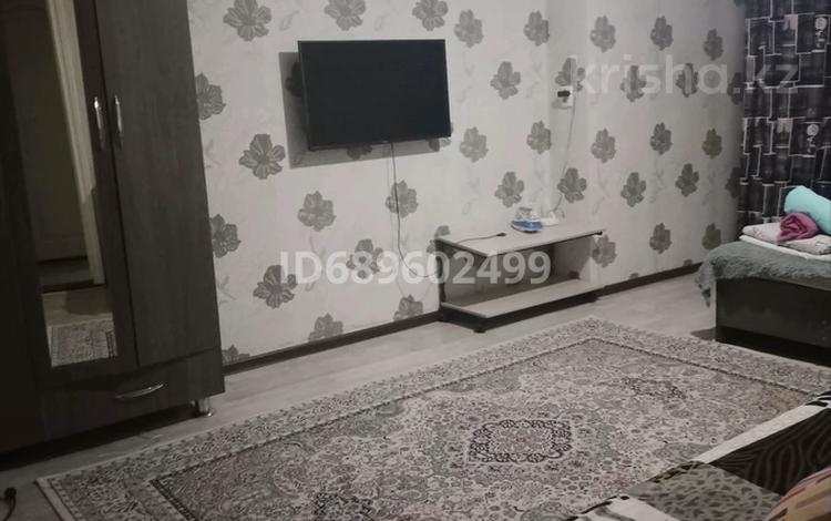 1-бөлмелі пәтер · 38 м² · 3/5 қабат, Таулесыздык 139 — Таулесыздык-желтоксан возле гульдера, бағасы: 8 000 ₸ в Талдыкоргане — фото 2