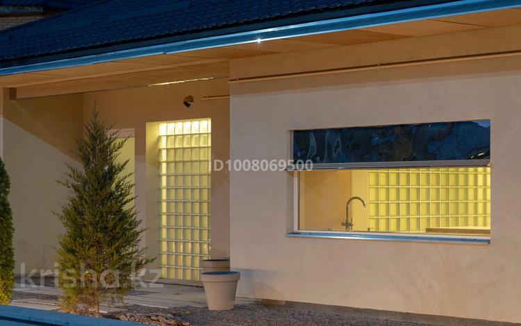 Отдельный дом · 4 комнаты · 165 м² · 6 сот., мкр Алатау (ИЯФ), Алатауская трасса 33ж — Тенгри Парк Ул.Байконыс 16 за 165 млн 〒 в Алматы, Медеуский р-н — фото 2