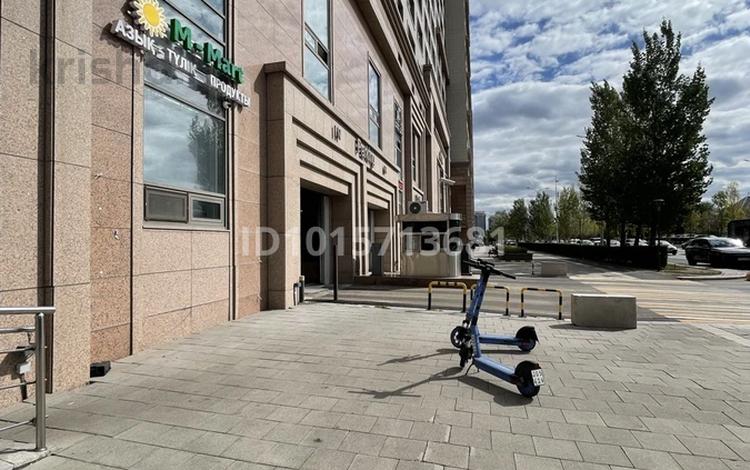 2-комнатная квартира · 70 м² · 10/23 этаж, Ахмет Байтурсынулы 5 за 65 млн ₸ в Астане, Сарайшык р-н — фото 2