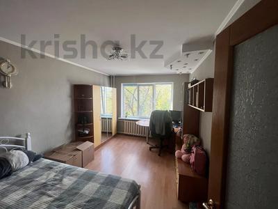 3-бөлмелі пәтер · 65 м² · 4/5 қабат, Радостовца 33, бағасы: 52 млн ₸ в Алматы, Алмалинский р-н