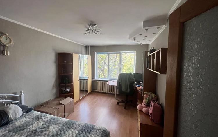 3-бөлмелі пәтер · 65 м² · 4/5 қабат, Радостовца 33, бағасы: 52 млн ₸ в Алматы, Алмалинский р-н — фото 9