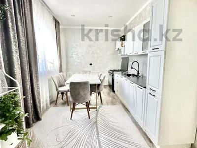 Отдельный дом · 4 комнаты · 180 м² · 6 сот., мкр Омега, Алексей Чурилина 18 — Карбышева за 37 млн ₸ в Уральске