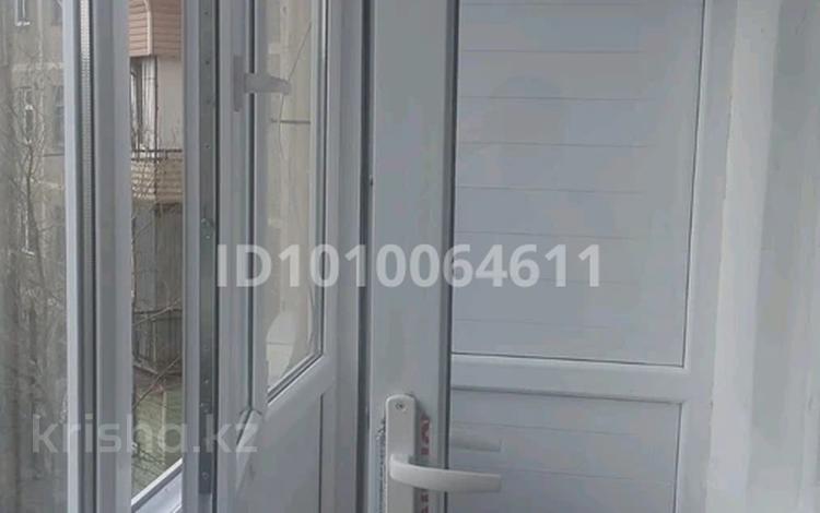 3-комнатная квартира · 60 м² · 4/5 этаж, әлімқұлов 2 — верхный базар қасындағы дом за 20 млн ₸ в Шымкенте, Енбекшинский р-н — фото 2