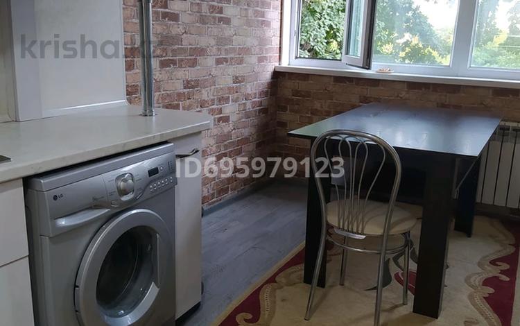 1-комнатная квартира · 40 м² · 2/5 этаж, Елшибек Батыра 114а за 130 000 ₸ в Шымкенте — фото 3