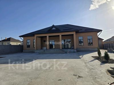 Продажа домов и дачи в Кызылординской обл.: Отдельный дом · 8 комнат · 330 м² · 11 сот., Найзагараева 19 — Наурыз за 75 млн 〒 Отдельный дом · 8 комнат · 330 м² · 11 сот., Найзагараева 19 — Наурыз за 75 млн 〒 в