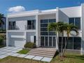 Отдельный дом • 8 комнат • 530 м² • , 189 Terrace 255 за 1.6 млрд 〒 в Майами