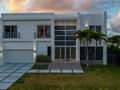 Отдельный дом • 8 комнат • 530 м² • , 189 Terrace 255 за 1.6 млрд 〒 в Майами — фото 2