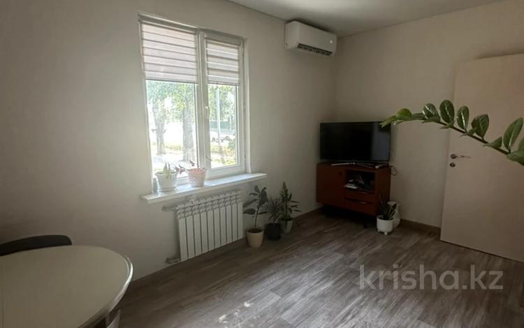 3-комнатная квартира · 60 м² · 2/2 этаж, Сейфуллина за 32.5 млн ₸ в Алматы, Жетысуский р-н — фото 2