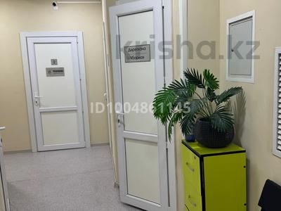Офисы, салоны красоты, фитнес и спорт, кабинеты и рабочие места, студии · 30 м² за 100 000 〒 в Семее