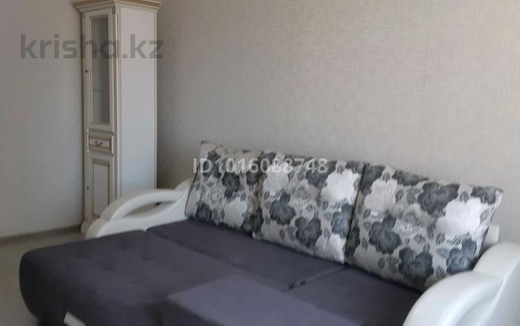 1-комнатная квартира · 50 м² · 2/5 этаж, мкр. Алтын орда, Батыс 2 22 — Аппорт и Ана тагзым за 150 000 ₸ в Актобе — фото 2