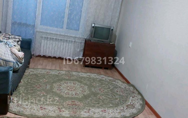 1-комнатная квартира · 33 м² · 2/5 этаж, мкр 8 281 за 14 млн ₸ в Актобе — фото 2