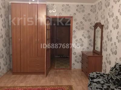 1-бөлмелі пәтер, 40 м², 4/5 қабат ай сайын, 7-й мкр 26, бағасы: 110 000 〒 в Актау, 7-й мкр