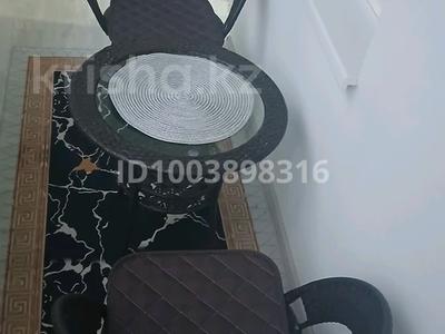 1-комнатная квартира · 38 м² · 2/5 этаж, Назарбаева 203 — Юбиляр революция за 2 000 〒 в Уральске, мкр Школьник