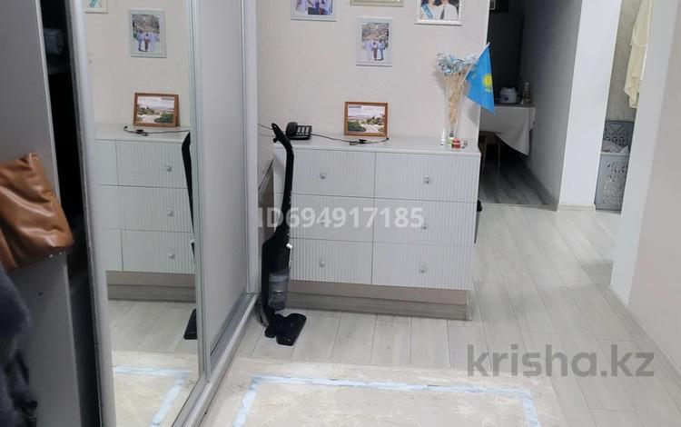 4-бөлмелі пәтер · 85 м² · 1/5 қабат, Жаманкулова кор1 6 — Жаманкулова кор1, бағасы: 29 млн ₸ в Актобе, мкр. Сельмаш — фото 2