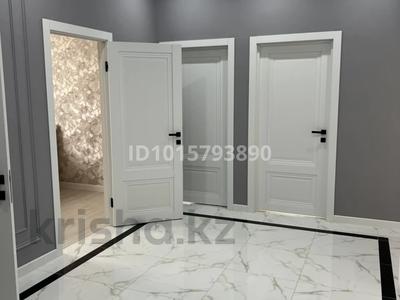 4-комнатная квартира · 104 м² · 7/11 этаж, 5А мкр, Мкрн. 5А 4 за 22 000 ₸ в Актау