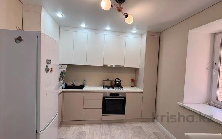 3-комнатная квартира · 65.5 м² · 1/9 этаж, Юбилейный 6 за 27 млн ₸ в Костанае — фото 2