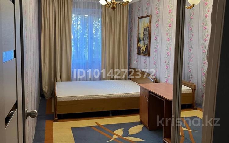 2-комнатная квартира · 50 м² · 1/5 этаж, Пришахтинск, 22й микрорайон за 130 000 ₸ в Караганде, Алихана Бокейханова р-н — фото 2