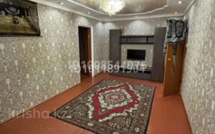 2-комнатная квартира · 48 м² · 2/5 этаж, мкр Каратау 8 — Рядом школа 38 , Президентский парк за 120 000 〒 в Таразе — фото 2