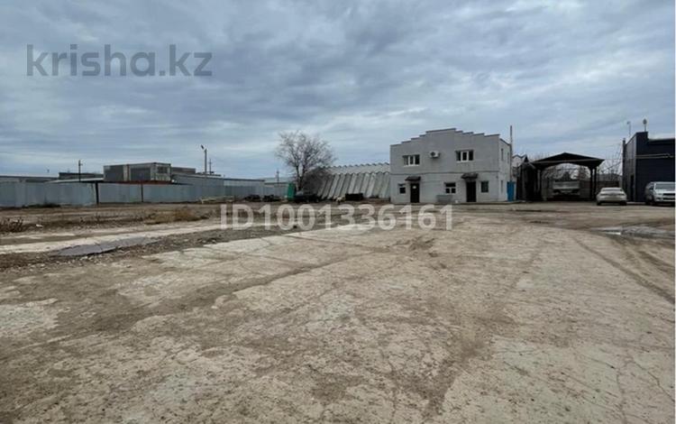 Промбаза · 30 соток, мкр Омега, Верхний тупик 15/1 к 1 за 95 млн 〒 в Уральске — фото 2