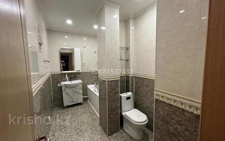 4-комнатная квартира · 85 м² · 8/9 этаж, Сатпаева — Угол Розыбакиева за 500 000 ₸ в Алматы, Бостандыкский р-н — фото 53