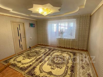 Продажа квартир в Карагандинской обл.: 4-комнатная квартира · 66 м² · 7/9 этаж, бульвар Независимости за 13 млн 〒 4-комнатная квартира · 66 м² · 7/9 этаж, бульвар Независимости за 13 млн 〒 в Темиртау