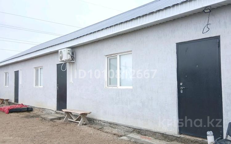 Отдельный дом · 4 комнаты · 156 м² · 5 сот., мкр Курсай, Досмухамбетұлы 1 за 18 млн ₸ в Атырау — фото 2