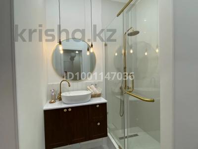 Аренда квартир в Астане: 2-комнатная квартира · 65 м² · 16/18 этаж, Е-36 5 за 270 000 〒 2-комнатная квартира · 65 м² · 16/18 этаж, Е-36 5 за 270 000 〒 в Астане, Нура р-н