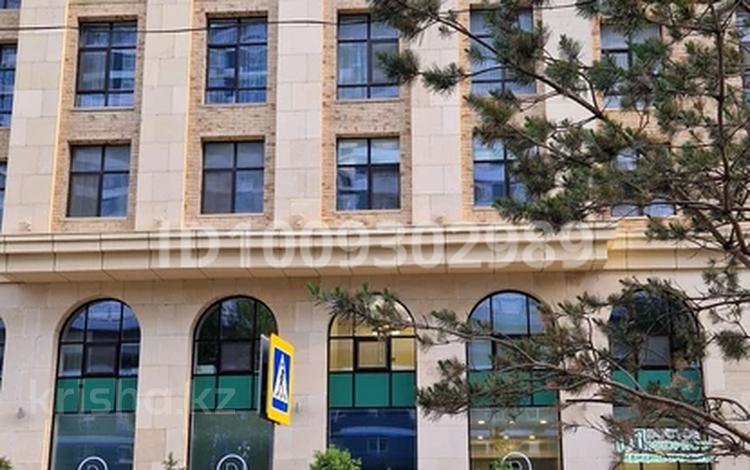 3-бөлмелі пәтер · 77 м² · 6/7 қабат, Шамши Калдаякова 6, бағасы: 85 млн ₸ в Астане, Сарайшык р-н — фото 19