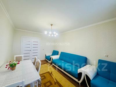 3-комнатная квартира · 58.9 м² · 5/5 этаж, АУЕЗОВА 34 за 19.5 млн 〒 в Щучинске