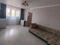 3-комнатная квартира · 57 м² · 5/5 этаж, Майкудук, Майкудук, 12й микрорайон — Школа 9 гимназия за 11.5 млн ₸ в Караганде, Алихана Бокейханова р-н