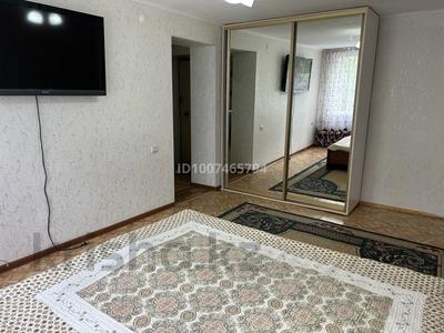 1-комнатная квартира · 29.2 м² · 4/4 этаж, Момыш-улы, центр 4 — Пл.Аль-Фараби и Момыш-улы за 12.5 млн 〒 в Шымкенте, Аль-Фарабийский р-н