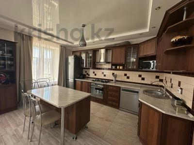 5-бөлмелі пәтер · 180 м² · 1/9 қабат, 5-й микрорайон, бағасы: 80 млн ₸ в Костанае